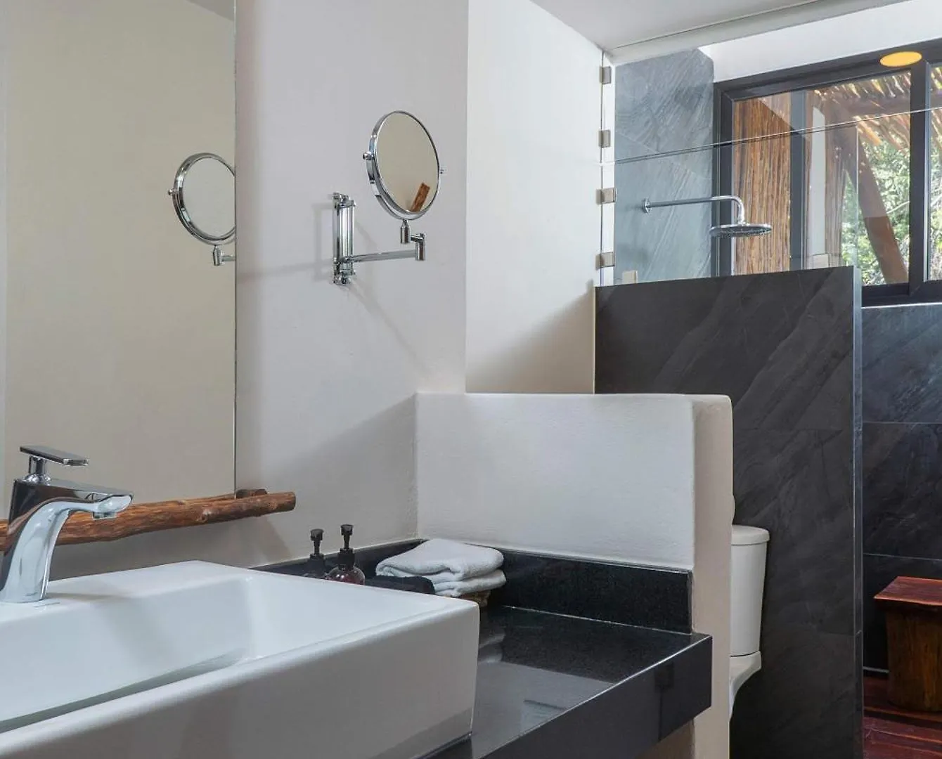 4Br Jungle Villa With Jacuzzi In Private Gated Community Tulum 0*,
