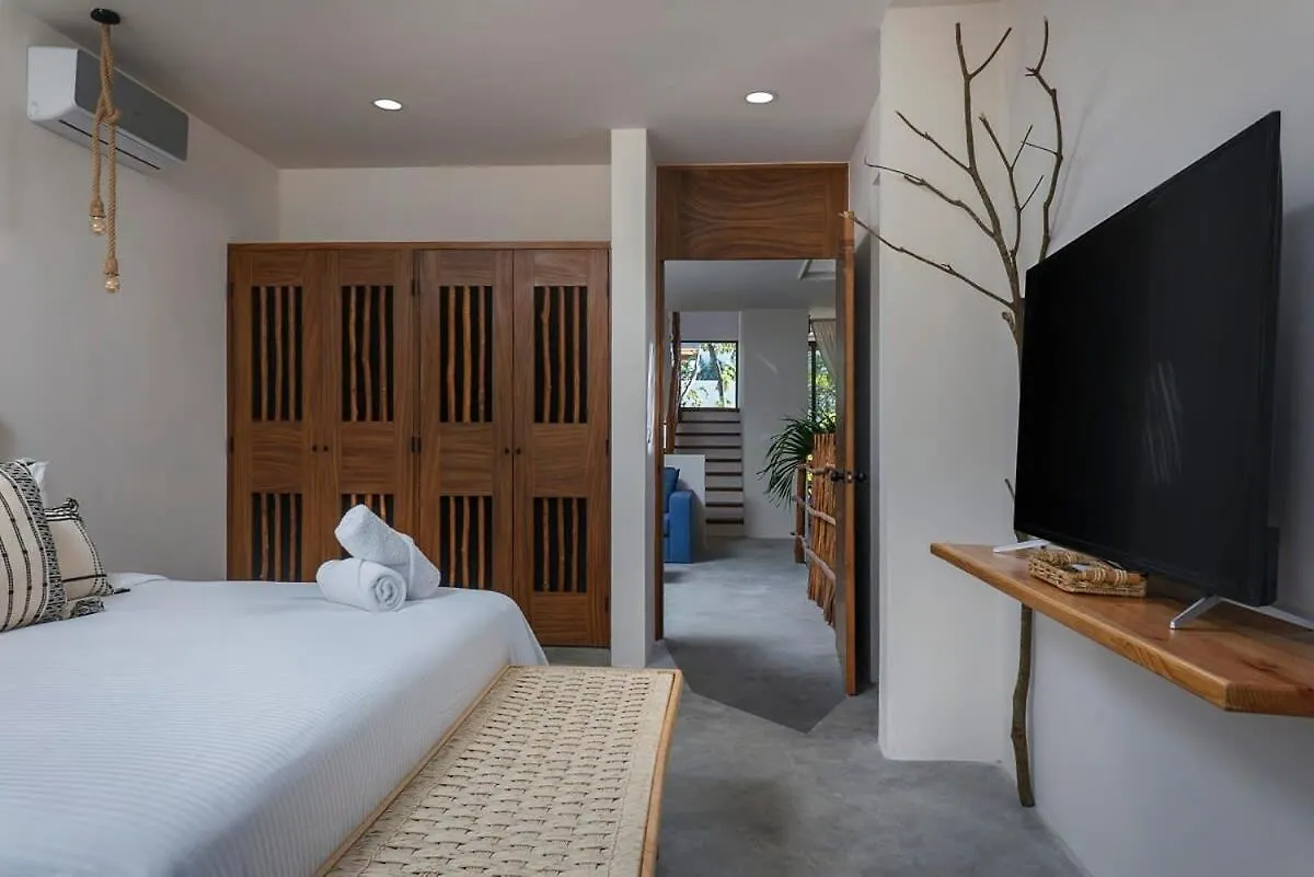 4Br Jungle Villa With Jacuzzi In Private Gated Community Tulum Holiday home