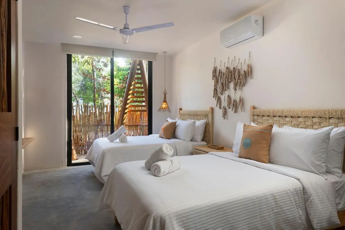 4Br Jungle Villa With Jacuzzi In Private Gated Community Tulum Holiday home